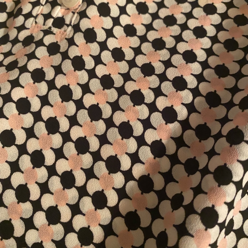 Talbots geometric sleeveless top - Picture 2 of 2